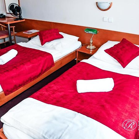 Hotel Rudolf ฮาวิรอฟ ภายนอก รูปภาพ