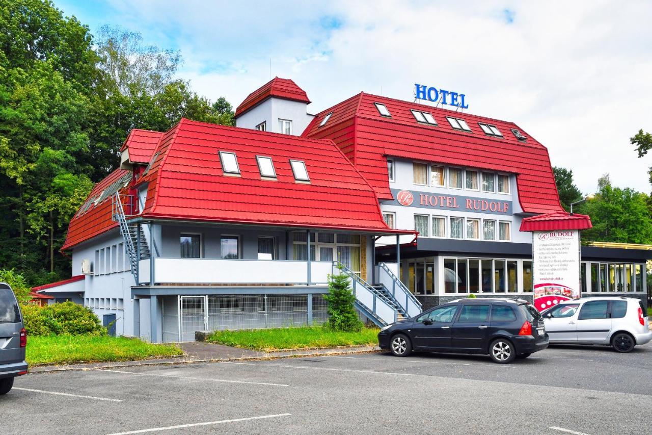 Hotel Rudolf ฮาวิรอฟ ภายนอก รูปภาพ