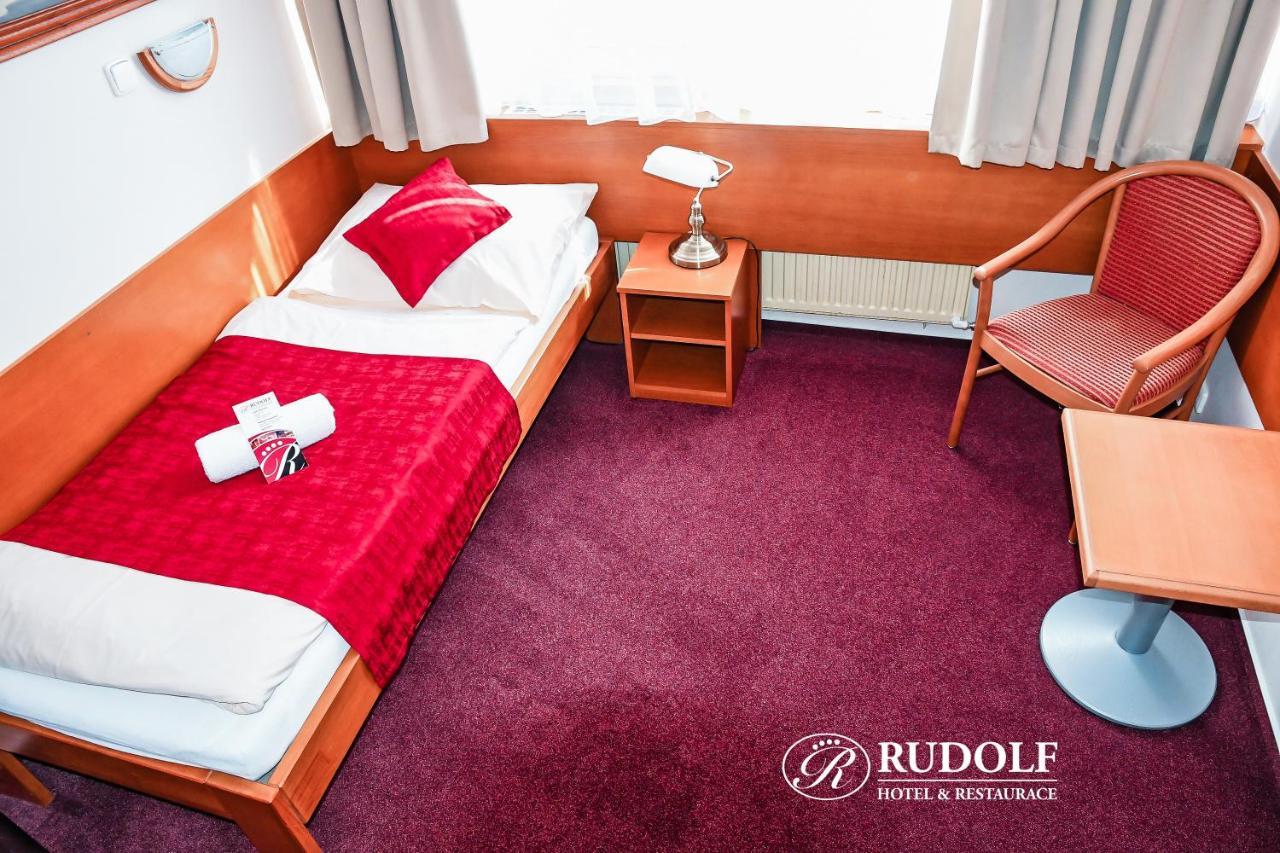 Hotel Rudolf ฮาวิรอฟ ภายนอก รูปภาพ
