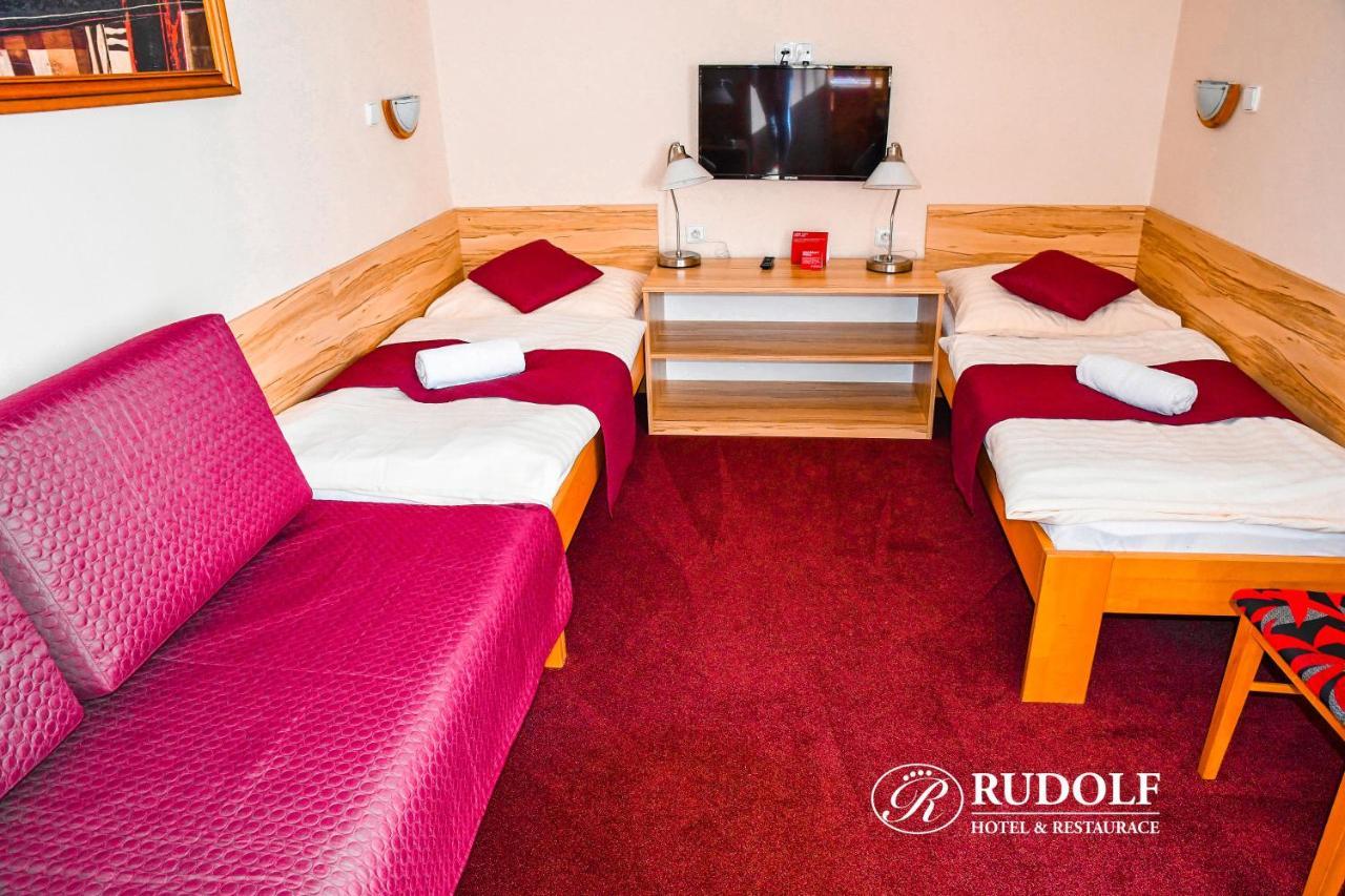 Hotel Rudolf ฮาวิรอฟ ภายนอก รูปภาพ