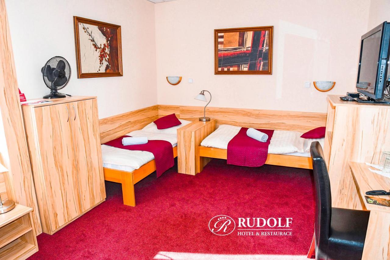 Hotel Rudolf ฮาวิรอฟ ภายนอก รูปภาพ
