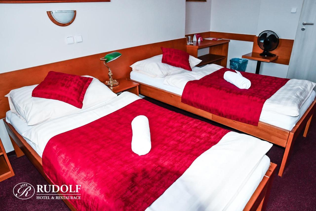 Hotel Rudolf ฮาวิรอฟ ภายนอก รูปภาพ