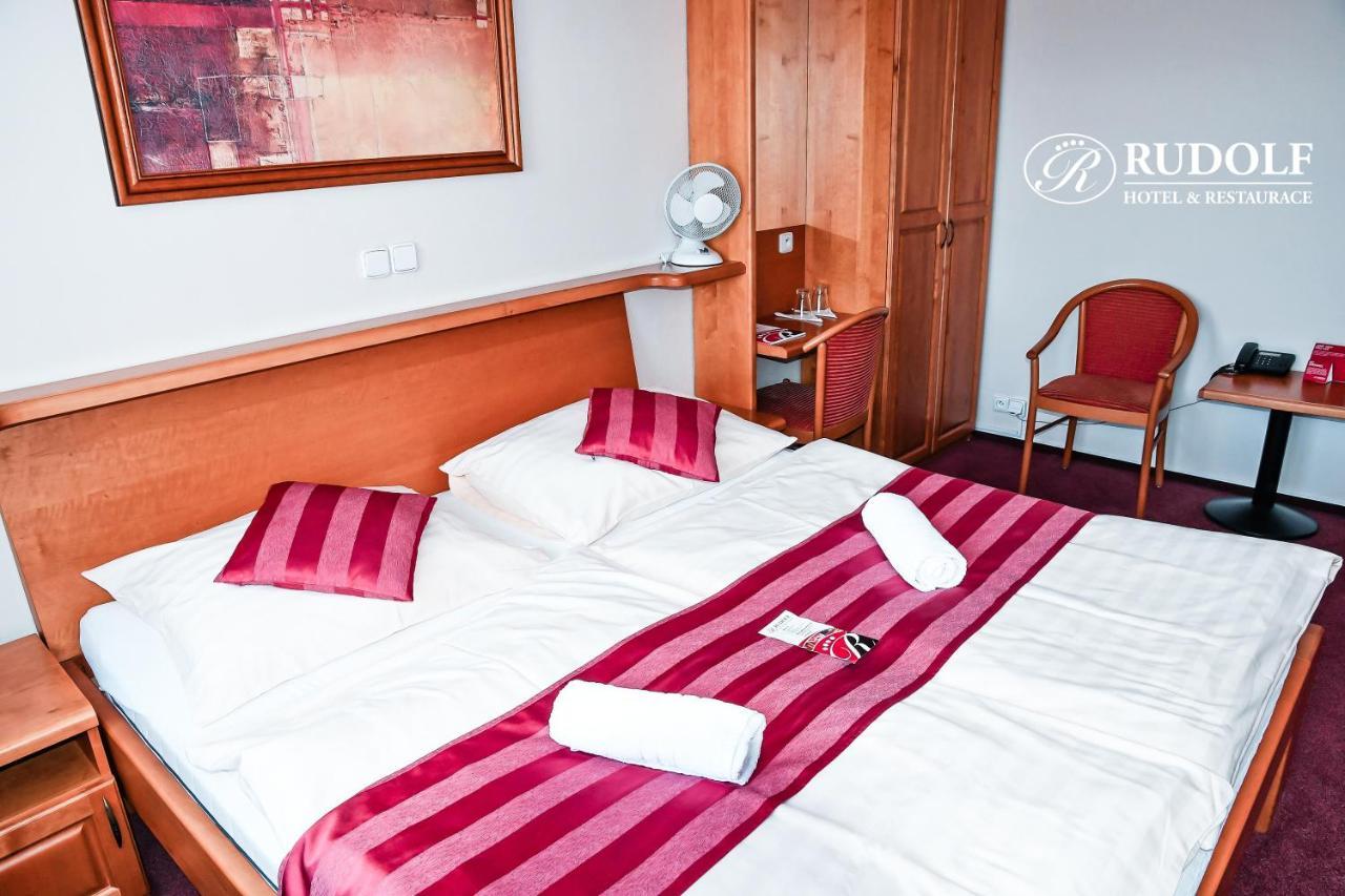 Hotel Rudolf ฮาวิรอฟ ภายนอก รูปภาพ
