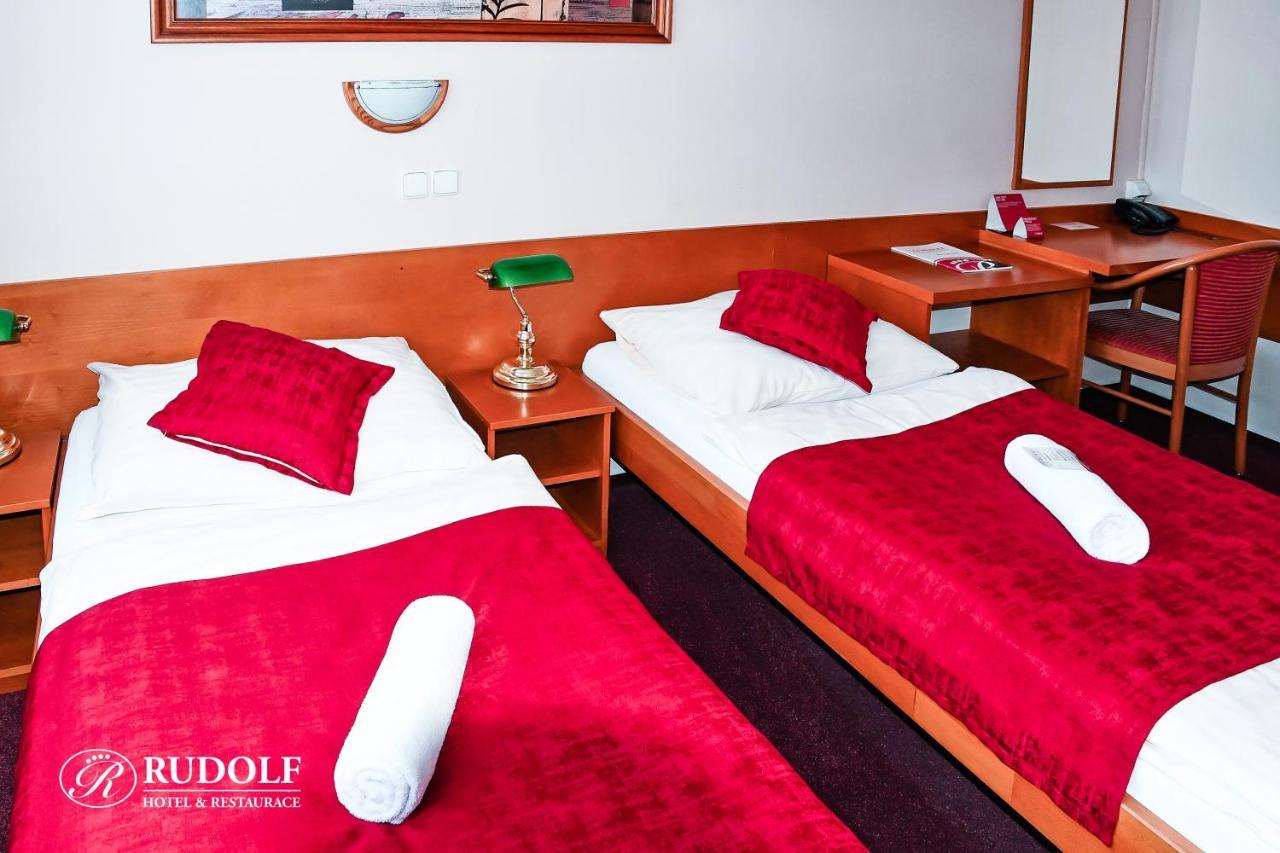 Hotel Rudolf ฮาวิรอฟ ภายนอก รูปภาพ