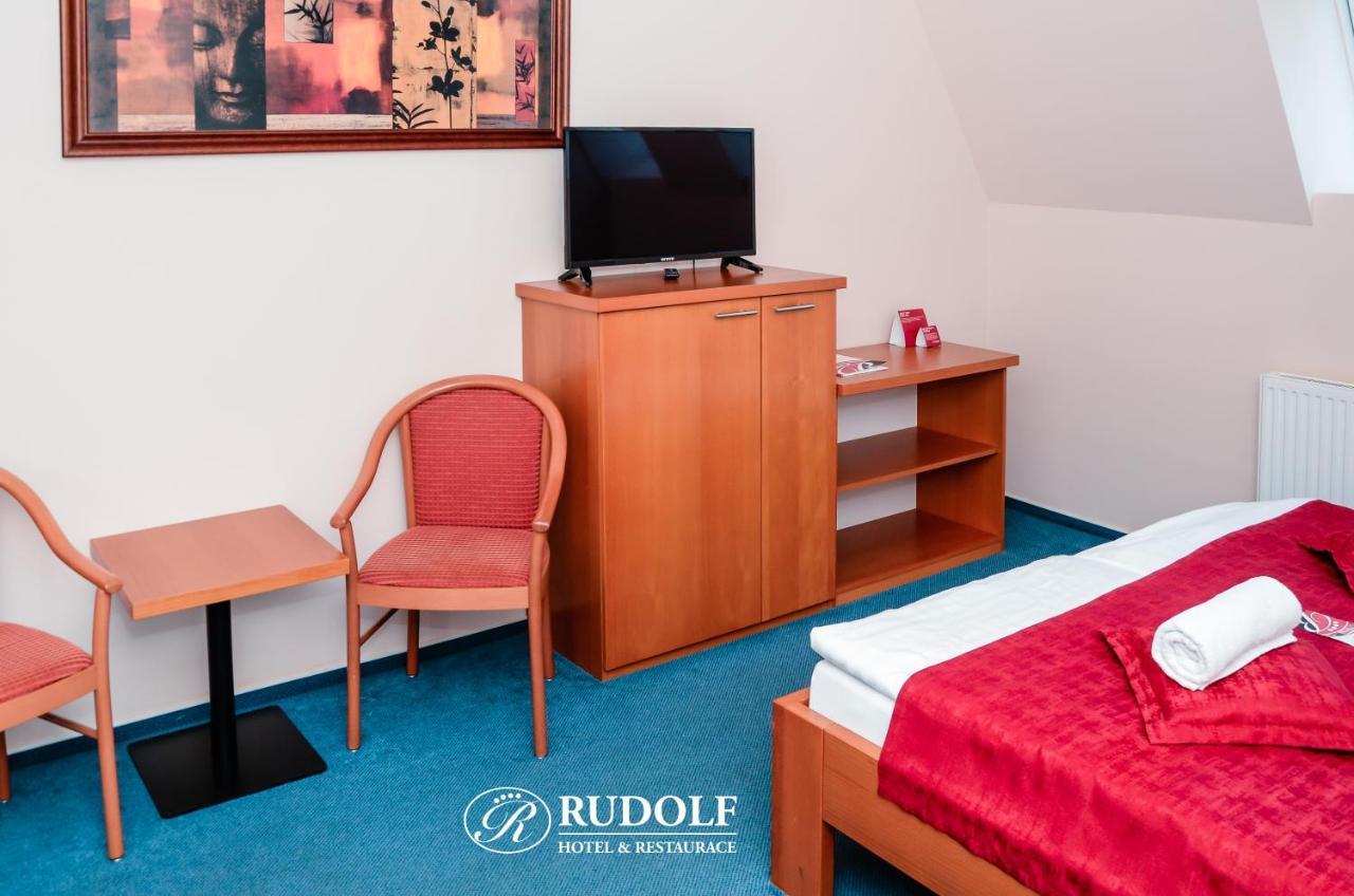 Hotel Rudolf ฮาวิรอฟ ภายนอก รูปภาพ