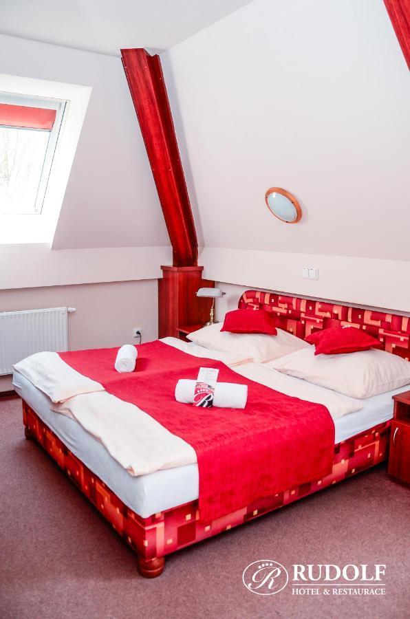 Hotel Rudolf ฮาวิรอฟ ภายนอก รูปภาพ
