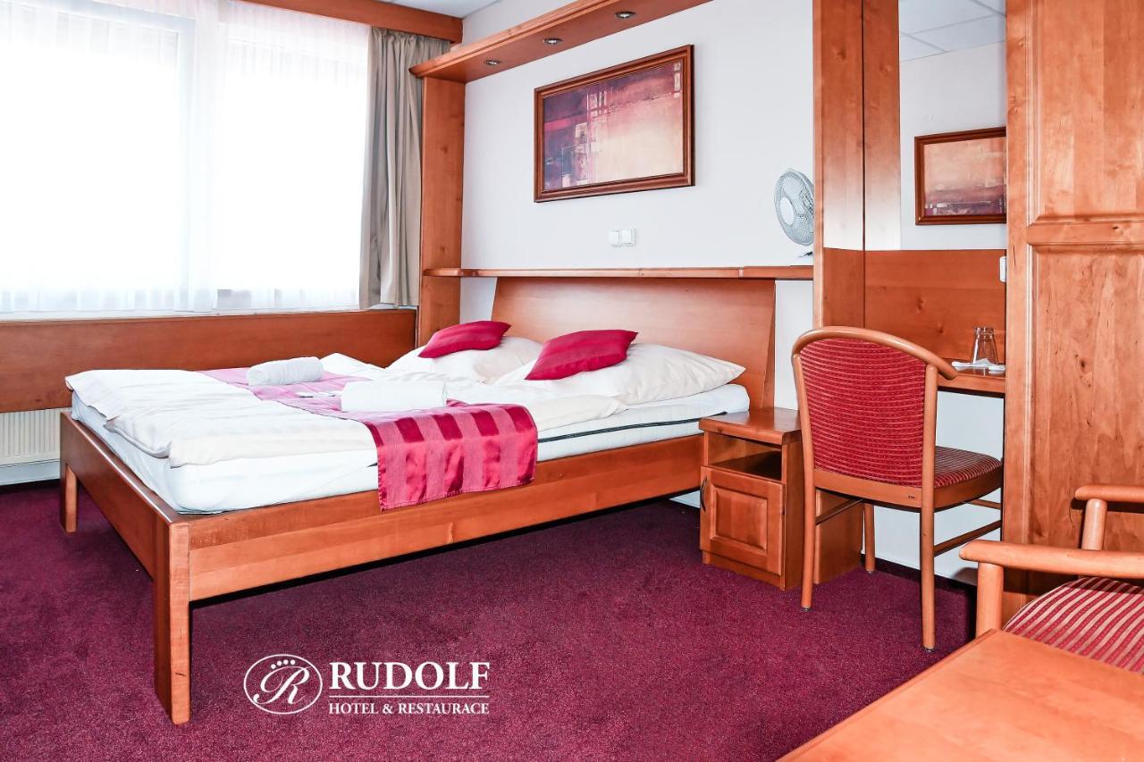 Hotel Rudolf ฮาวิรอฟ ภายนอก รูปภาพ