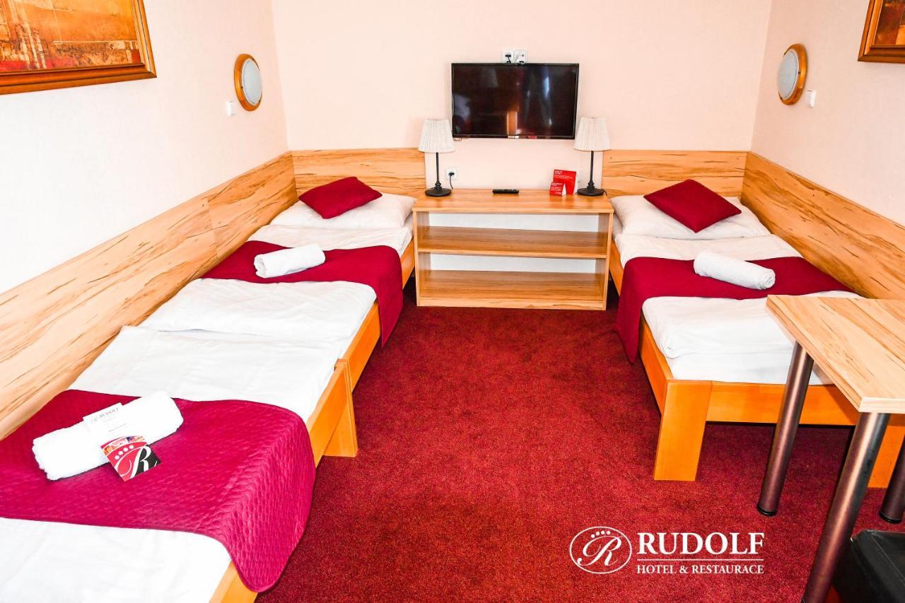 Hotel Rudolf ฮาวิรอฟ ภายนอก รูปภาพ