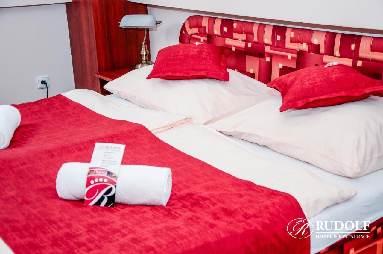 Hotel Rudolf ฮาวิรอฟ ภายนอก รูปภาพ